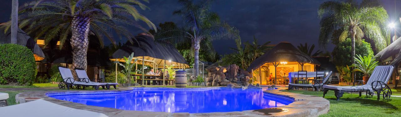 Cest Si Bon Hotel Otjiwarongo Ngoại thất bức ảnh
