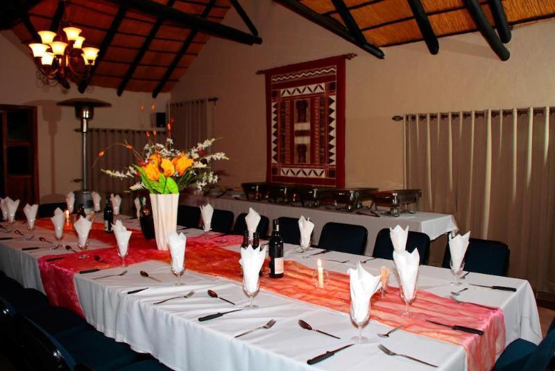 Cest Si Bon Hotel Otjiwarongo Ngoại thất bức ảnh
