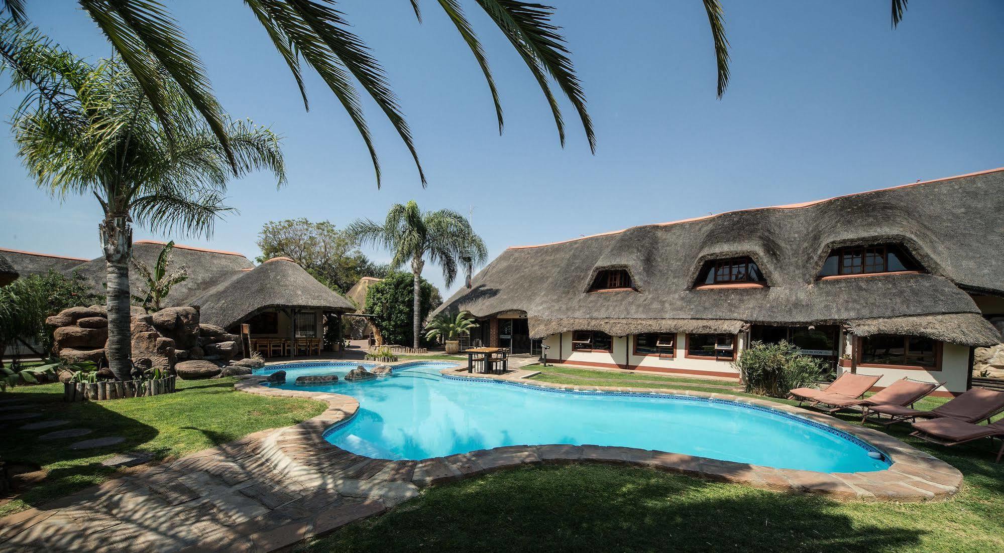 Cest Si Bon Hotel Otjiwarongo Ngoại thất bức ảnh